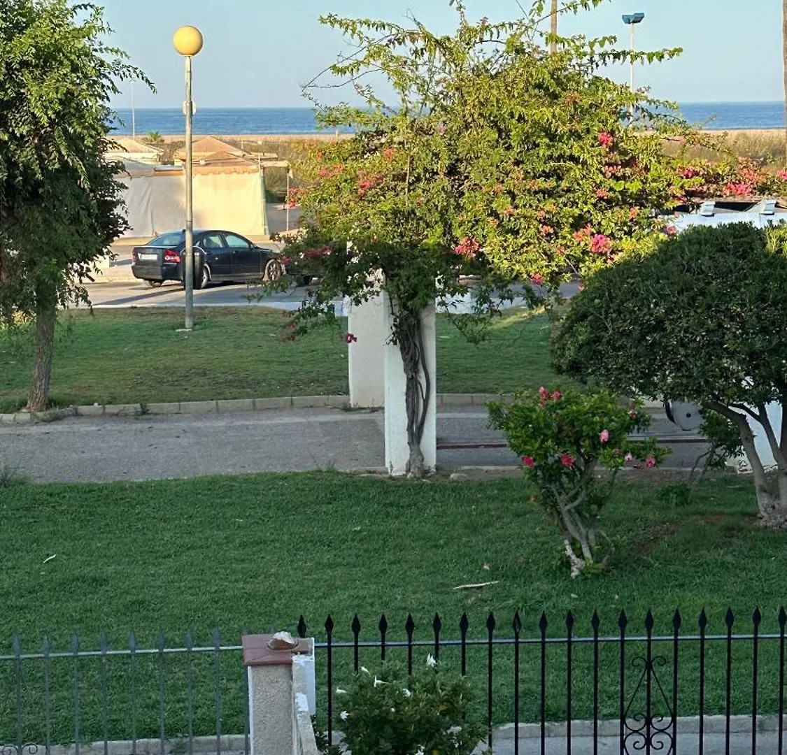 Villa Rosa En Primera Linea De Playa Conil De La Frontera